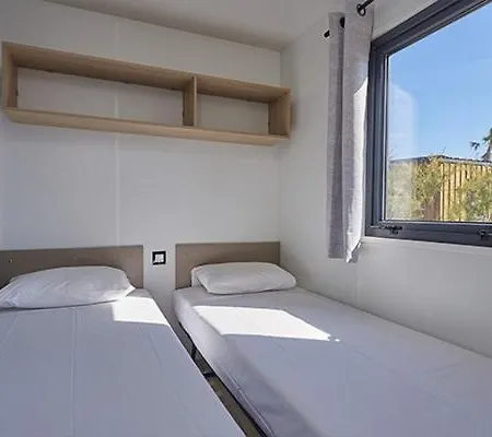 Les Fontaines Camping