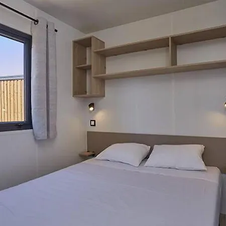 Les Fontaines Camping Ivry-la-Bataille